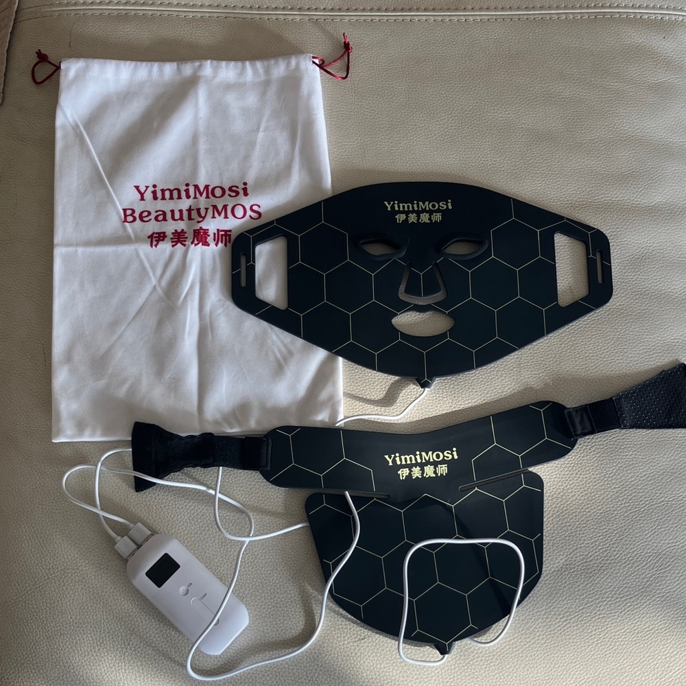 Black LED Facial & Jawline Therapy Mask with Controller